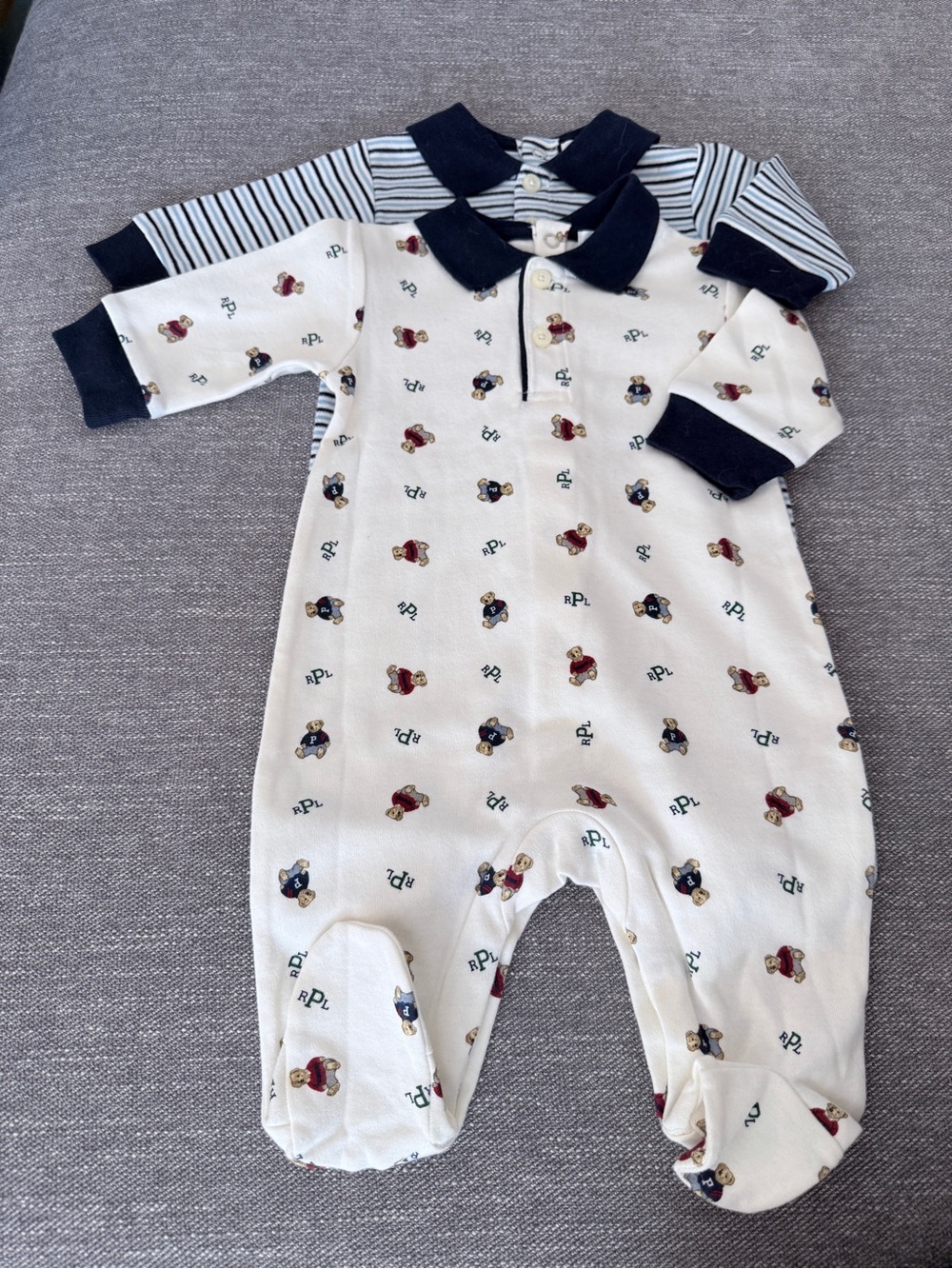 2 pieces Ralph Lauren Baby One-Piece in size 0-3